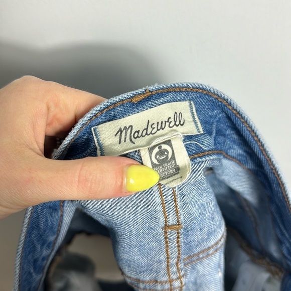 Madewell Relaxed Slouchy Cut Off Denim Shorts in Rosemount Wash Destroyed - Picture 6 of 12